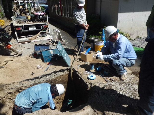 各現場での業務の様子